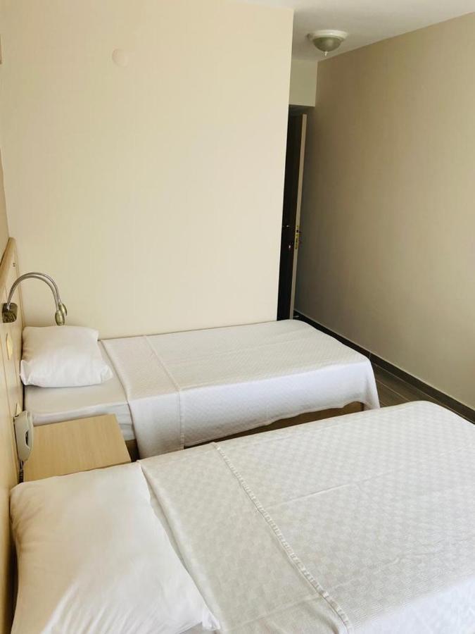 Ileri Hotel & Apartments เซสเม ภายนอก รูปภาพ