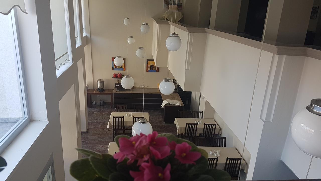 Ileri Hotel & Apartments เซสเม ภายนอก รูปภาพ